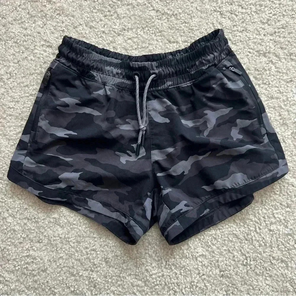Athleta Girl All Play 3” Shorts Black Gray Camo Outdoors Athletic Size XL 14